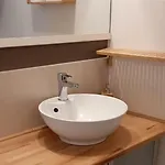 A Meme, Rez Avec Terrasse Lägenhet