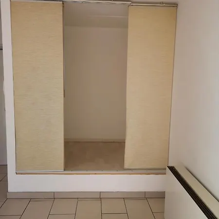 A Meme, Rez Avec Terrasse Lägenhet