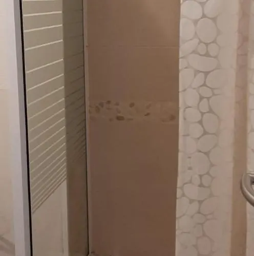 A Meme, Rez Avec Terrasse * Namen