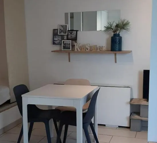 A Meme, Rez Avec Terrasse Appartement