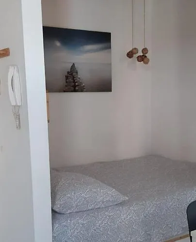 A Meme, Rez Avec Terrasse Namen